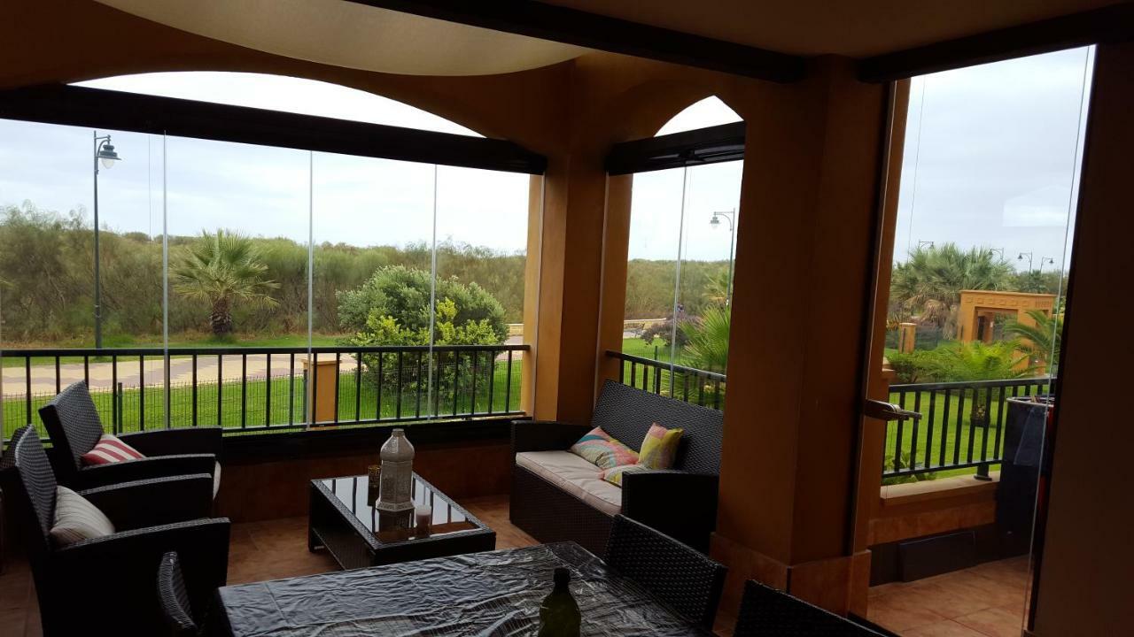 Apartamento Urbanizacion De Lujo En Primera Linea De Playa Isla Canela Buitenkant foto