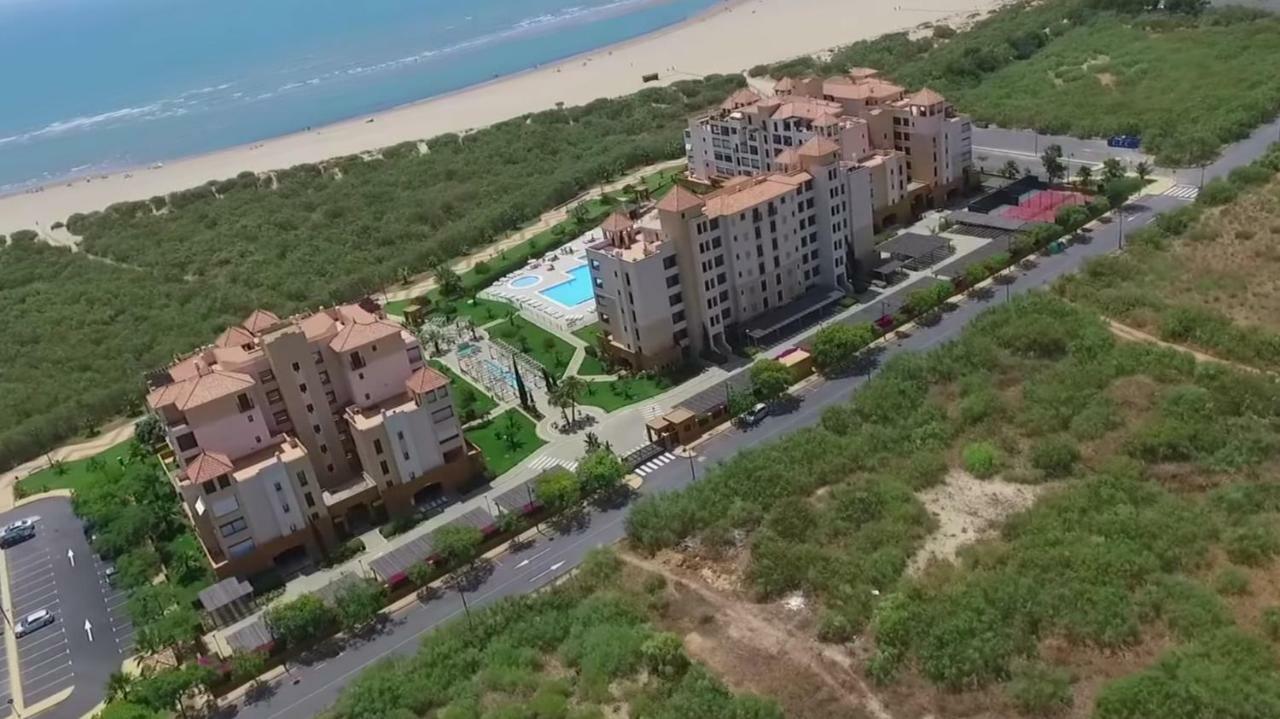 Apartamento Urbanizacion De Lujo En Primera Linea De Playa Isla Canela Buitenkant foto