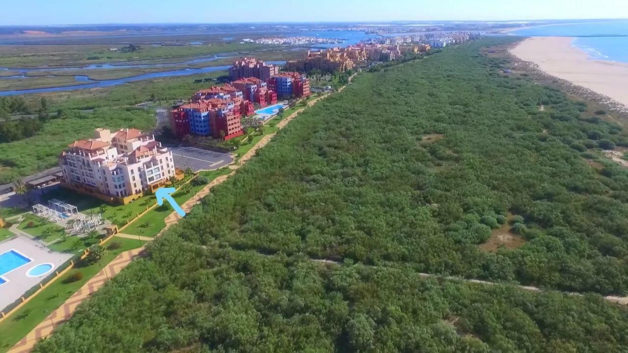 Apartamento Urbanizacion De Lujo En Primera Linea De Playa Isla Canela Buitenkant foto